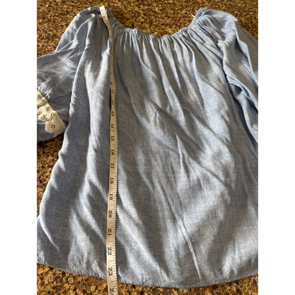 CeCe Blue Chambray Off The Shoulder Lace Trim 3/4 Sleeve Top Women's Size L - Picture 6 of 10